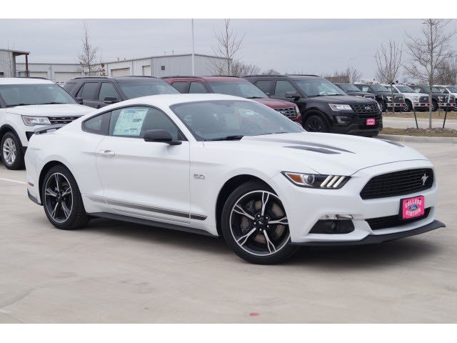 New 2017 Ford Mustang GT Premium 2dr Car in College ...